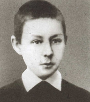 Сергей Рахманинов в детстве 1885–1886 гг Сергей Рахманинов в детстве 1885–1886 гг