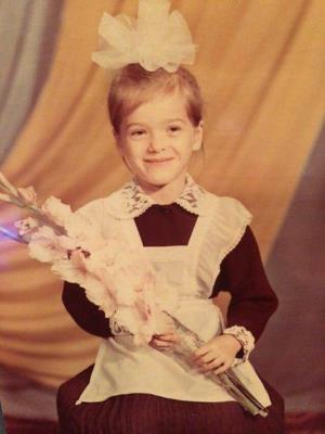 Елена Темникова в детстве Елена Темникова в детстве