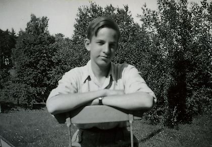 Ингмар Бергман в детстве, 15 лет Ингмар Бергман в детстве, 15 лет
