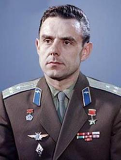 Космонавт Владимир Комаров Космонавт Владимир Комаров