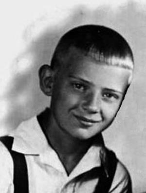 Юрий Визбор в детстве Юрий Визбор в детстве