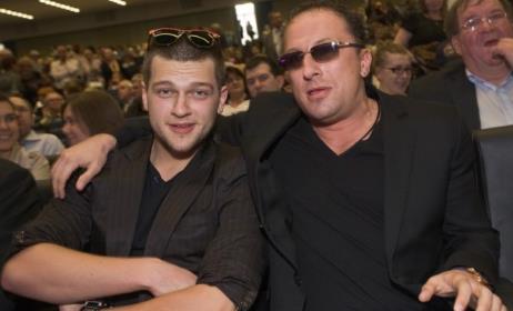 Дмитрий Нагиев с сыном Кириллом Дмитрий Нагиев с сыном Кириллом