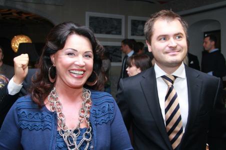 Надежда Бабкина и ее муж Евгений Гор Надежда Бабкина и ее муж Евгений Гор