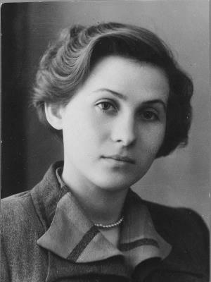 Лидия Козлова в молодости Лидия Козлова в молодости