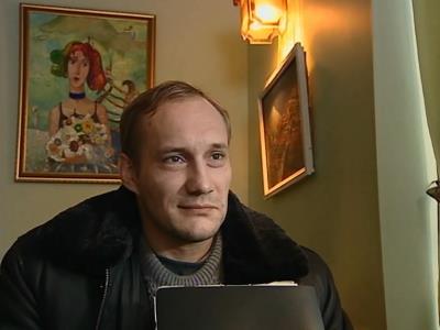 Евгений Сидихин в сериале "Бандитский Петербург" Евгений Сидихин в сериале "Бандитский Петербург"
