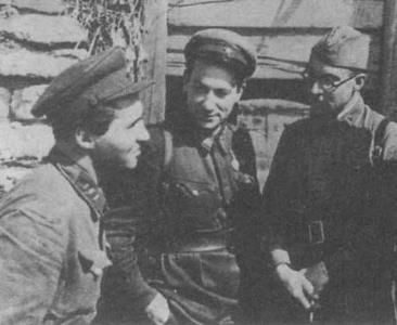 Константин Симонов в годы войны Константин Симонов в годы войны