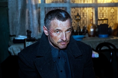 Максим Дрозд в сериале "Штрафник" Максим Дрозд в сериале "Штрафник"
