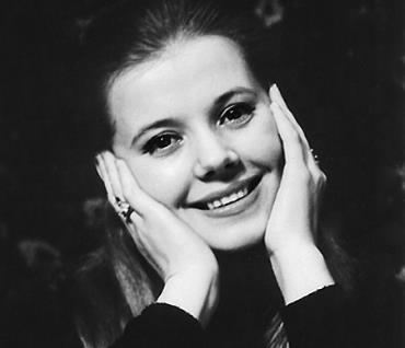 Певица Людмила Сенчина Певица Людмила Сенчина