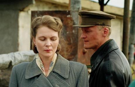 Актриса Анастасия Немоляева с Алексеем Серебряковым Актриса Анастасия Немоляева с Алексеем Серебряковым