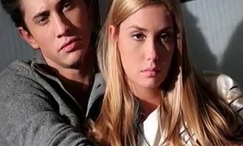 Агата Муцениеце в сериале "Закрытая школа" Агата Муцениеце в сериале "Закрытая школа"