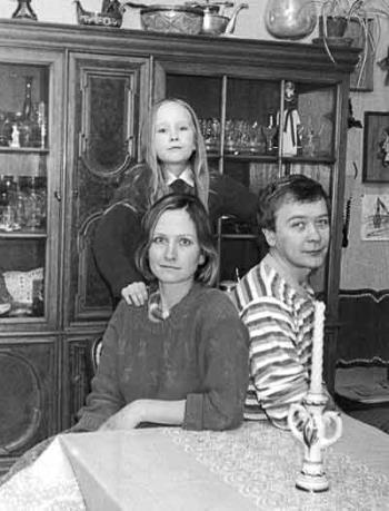 Татьяна и Сергей Прохановы с дочерью Анастасией, 1980-е годы. Татьяна и Сергей Прохановы с дочерью Анастасией, 1980-е годы.