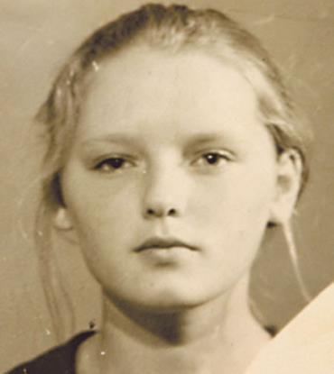 Лариса Вербицкая в детстве Лариса Вербицкая в детстве