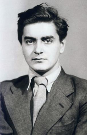 Юрий Любимов в молодости Юрий Любимов в молодости