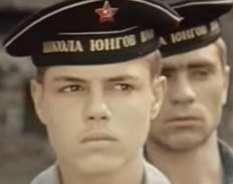 Игорь Скляр в фильме "Юнга Северного флота" Игорь Скляр в фильме "Юнга Северного флота"
