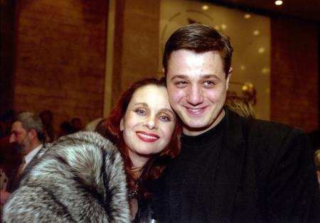 Любовь Полищук и сын Алексей Макаров Любовь Полищук и сын Алексей Макаров