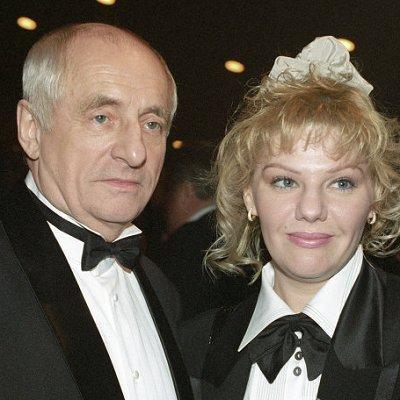 Марк Захаров с дочерью Александрой Марк Захаров с дочерью Александрой