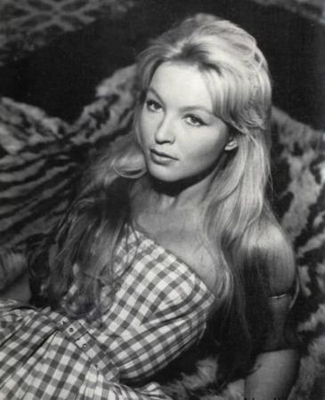 Марина Влади в молодости Марина Влади в молодости