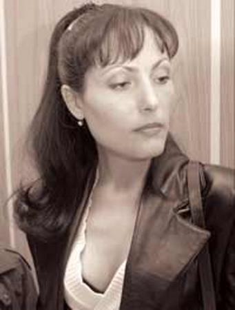 Елена Павлюченко, жена Мавроди, тоже участвовала в его биснесе. На суде, 2003 г. Елена Павлюченко, жена Мавроди, тоже участвовала в его биснесе. На суде, 2003 г.