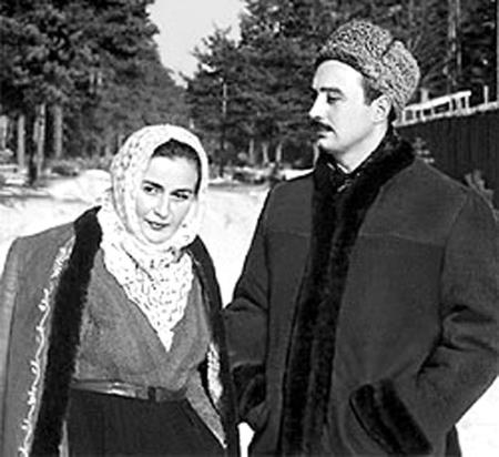 После ареста Берии Нина и сын Серго находились в заключении до конца 1954 г. После ареста Берии Нина и сын Серго находились в заключении до конца 1954 г.