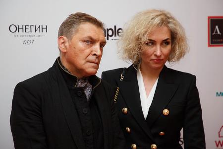 Александр Невзоров с женой Лидией Александр Невзоров с женой Лидией