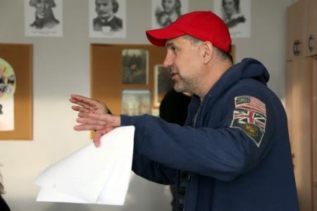 Сергей Пускепалис на съемках фильма "Клинч" Сергей Пускепалис на съемках фильма "Клинч"