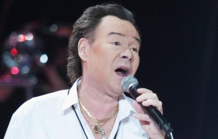 Михаил Муромов на сцене Михаил Муромов на сцене