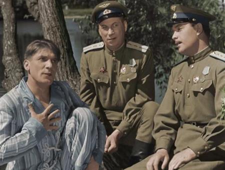 Василий Меркурьев в фильме "Небесный тихоход" Василий Меркурьев в фильме "Небесный тихоход"