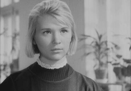 Галина Польских в фильме "Дикая собака Динго" Галина Польских в фильме "Дикая собака Динго"